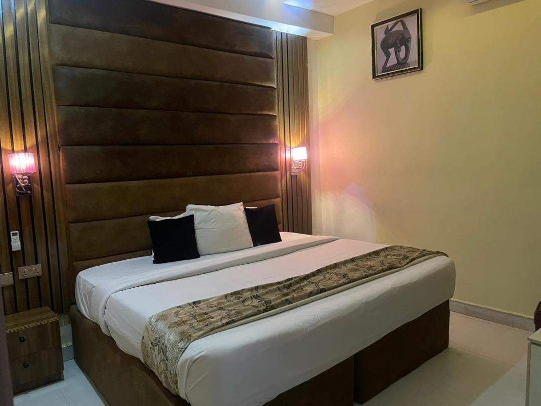 Olympus Ibadan Otel Dış mekan fotoğraf