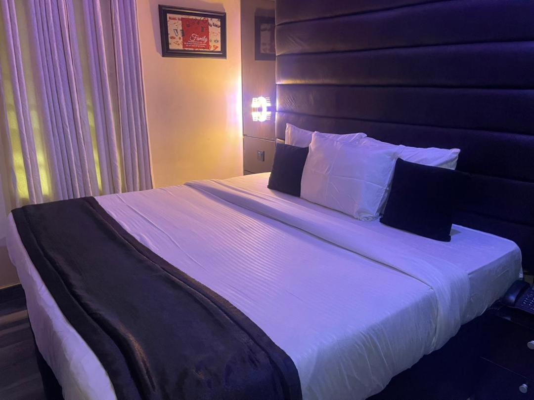 Olympus Ibadan Otel Dış mekan fotoğraf